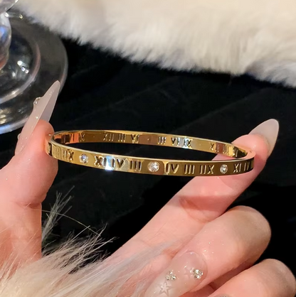 Lustre Elite Zircon Bangle – Luxury Edition