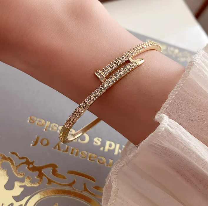 Eternal Elegance Zircon Bracelet