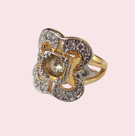 Vintage Gold Zircon Ring