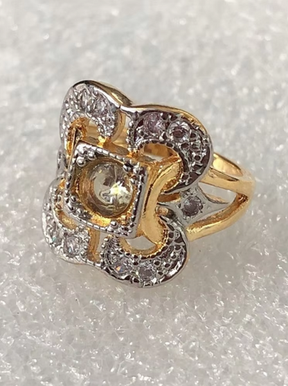 Vintage Gold Zircon Ring